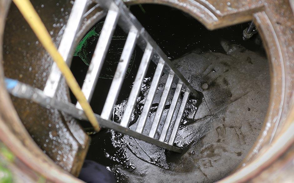 nettoyage canalisation pvc Stains
